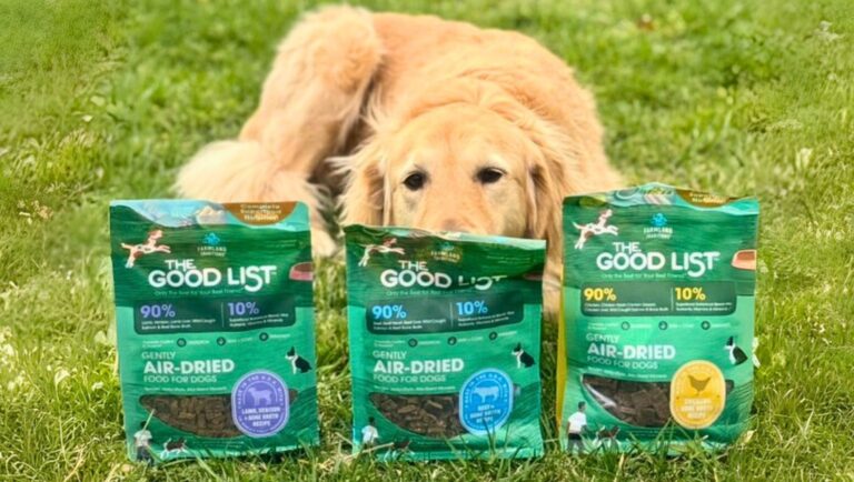 image of dog with the good list in all three flavors/recipes